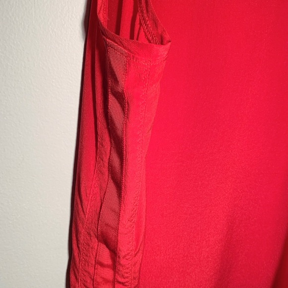 club monaco 100% silk tank - Picture 4 of 6